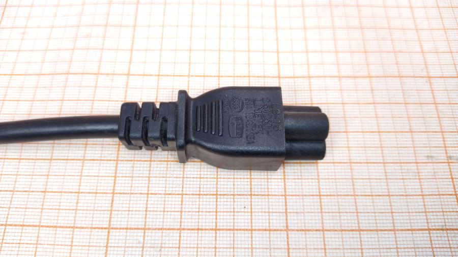 217-207-001 Кабель питания CEE7/7   CEE7/7 - IEC-C5 3×0.75mm2 1m #2