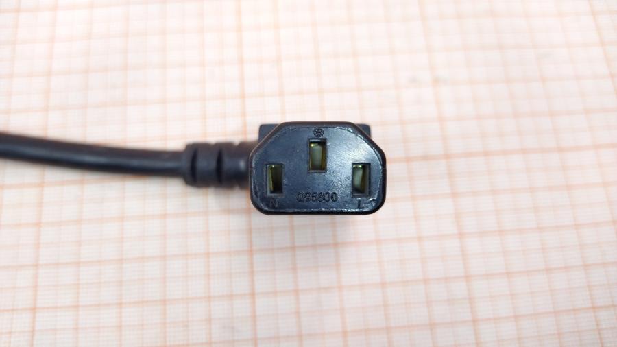 217-208-001 Кабель питания CEE7/7  CEE7/7 Угловой - IEC-C13 Угловой 3G×1.0мм² 1.2M #3