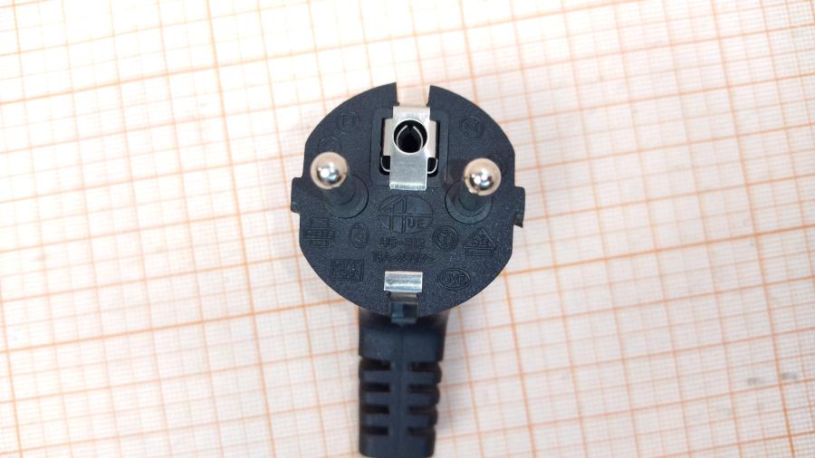 217-209-001 Кабель питания CEE7/7  CEE7/7 Угловой - IEC-C13 3G×0.75мм² 1.5M #3