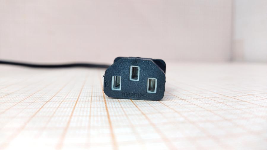 217-209-001 Кабель питания CEE7/7  CEE7/7 Угловой - IEC-C13 3G×0.75мм² 1.5M #5