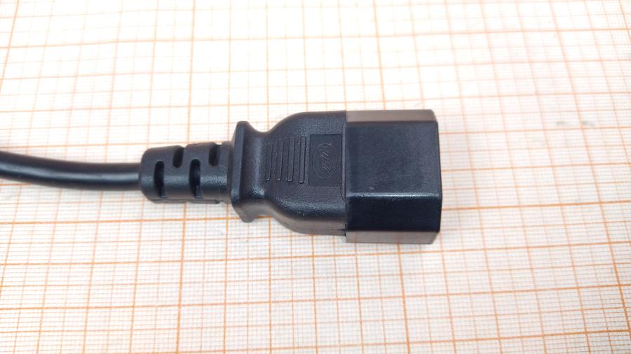 217-213-001 Удлинитель питания IEC-C14 YONG HAO IEC C13 - IEC C14 3G×0.75мм² 1.2m #4