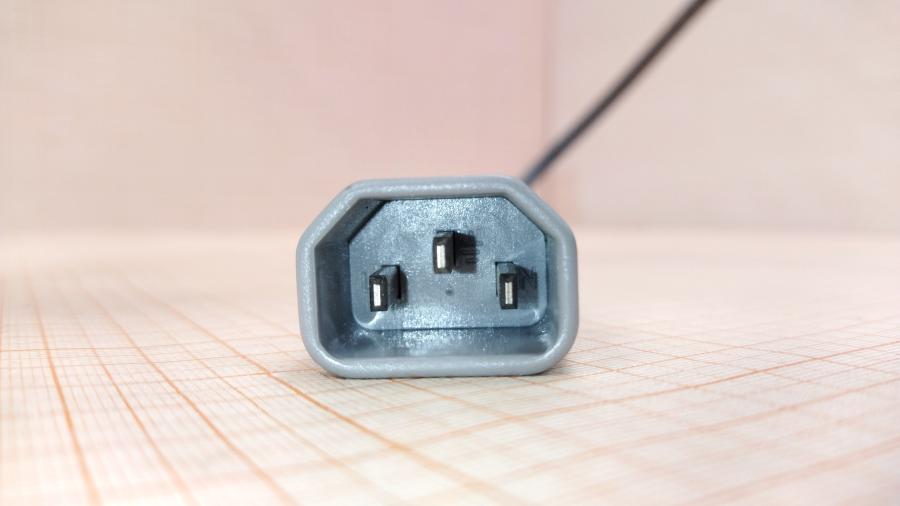 217-177-002 Удлинитель питания IEC-C14  IEC C13 - IEC C14 1.8m blk #4