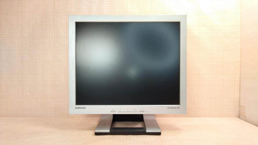 218-012-001 Монитор ЖК SAMSUNG 172S #1