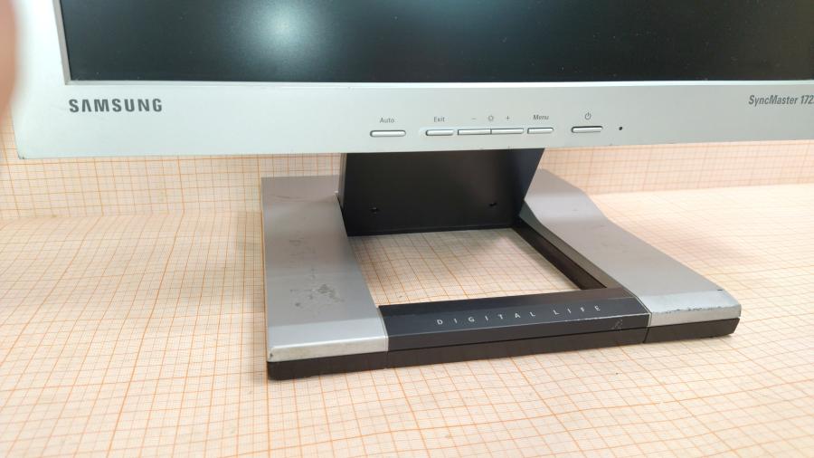 218-012-001 Монитор ЖК SAMSUNG 172S #2