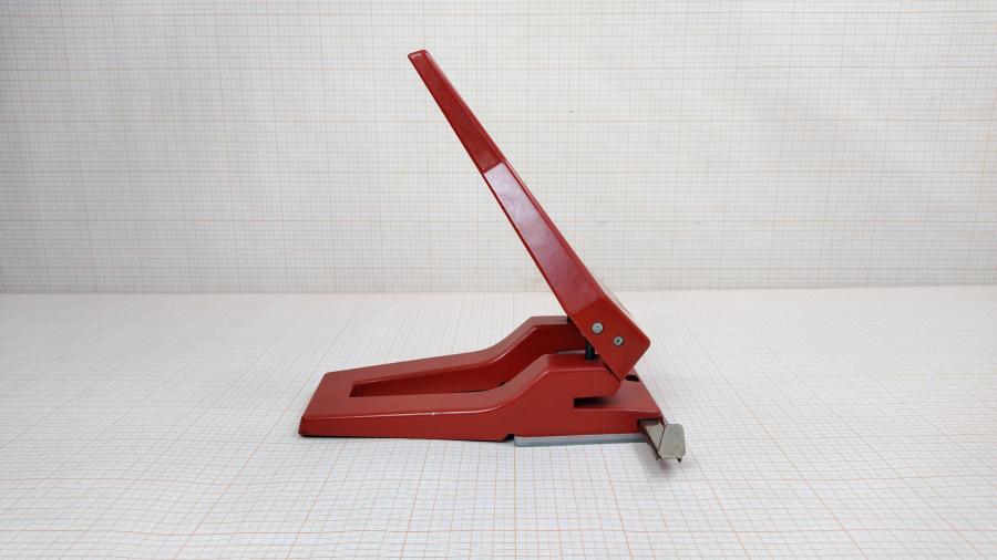 219-033-001 Дырокол SAX 608 #5