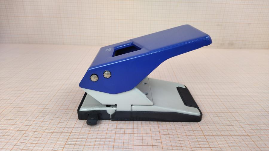 219-034-001 Дырокол LEITZ 5138 #4