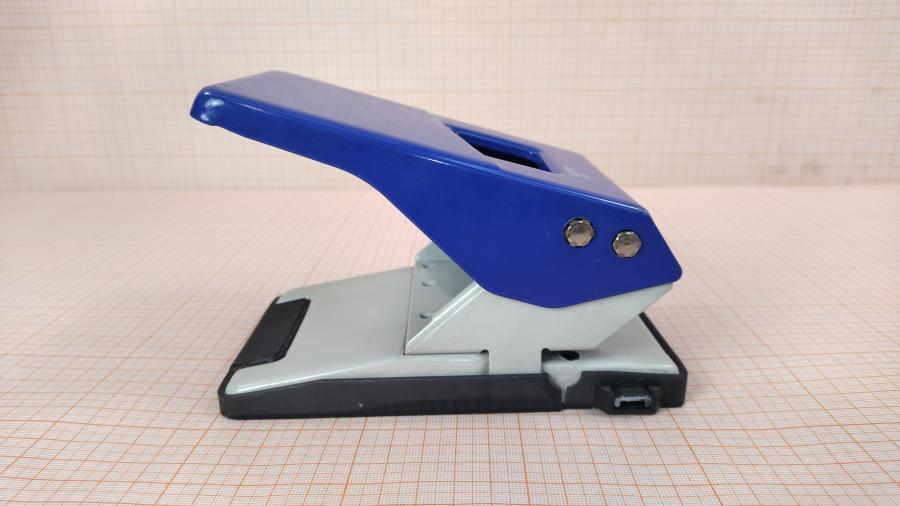 219-034-001 Дырокол LEITZ 5138 #5