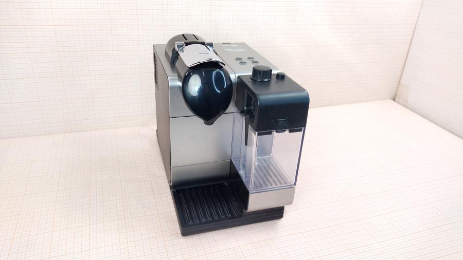 218-029-001 Кофемашина DELONGHI NESPRESSO Lattissima+ EN 520.S #1
