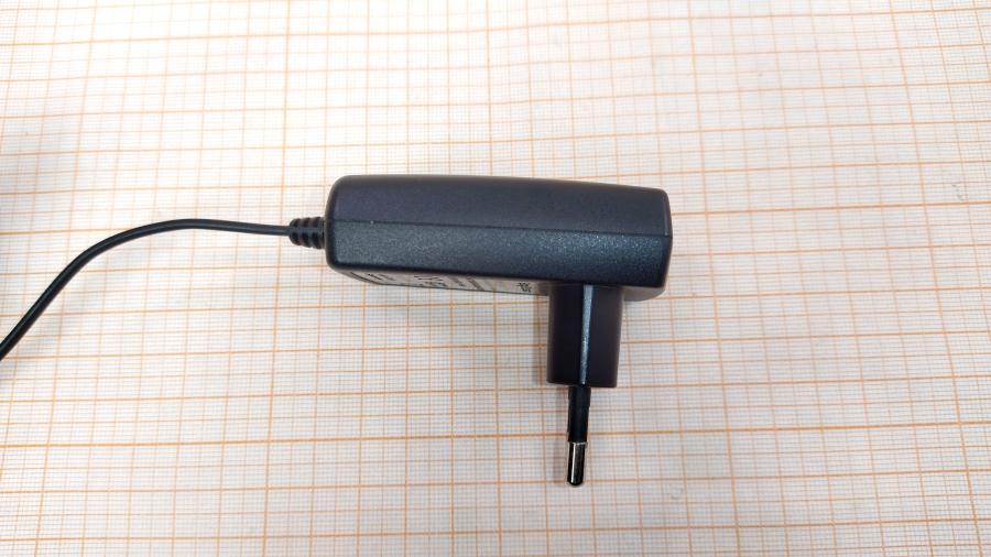 218-057-001 СЗУ для мобильных устройств Sony Ericsson CST-60 #3