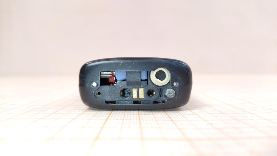 218-089-001 Мобильный телефон NOKIA 8910i #10