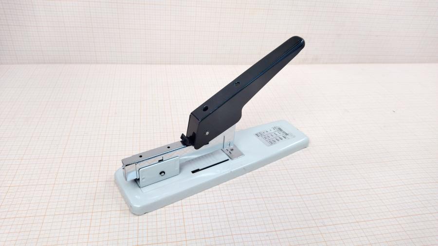 218-121-001 Степлер  110 #1