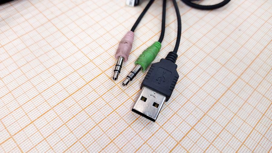 218-156-001 Стереогарнитура RAZER PIRANHA #8