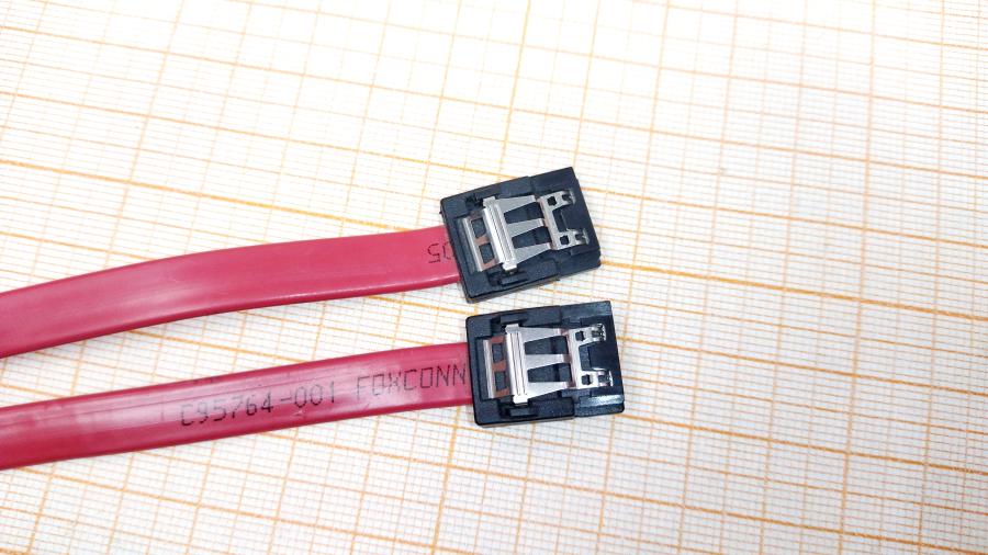 218-163-001 Кабель SATA FOXCONN C95764-001 #2