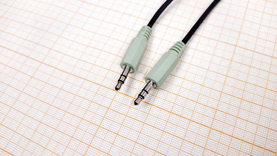 218-173-001 Кабель интерфейсный   MiniJack 3.5 - MiniJack 3.5 1.8m #2