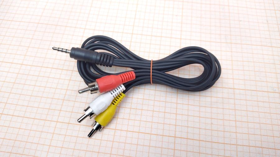 218-180-001 RCA audio cable  MiniJack 3.5mm - 3xRCA 1.8m #1