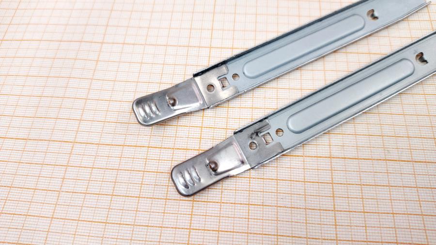 219-093-001 Корзина HDD INWIN 5.25" #4