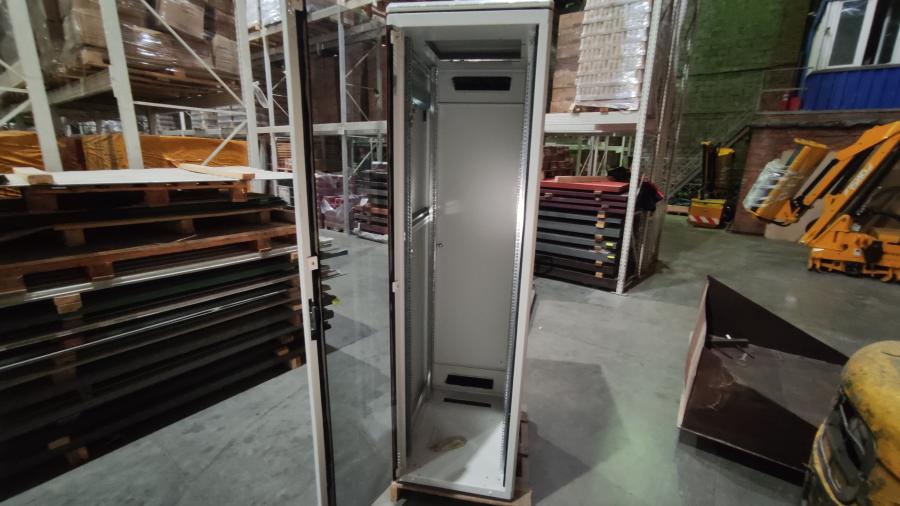 192-001-001 Шкаф телекоммуникационный ESTAP Universal Line CKR44U68GF1R2 #7