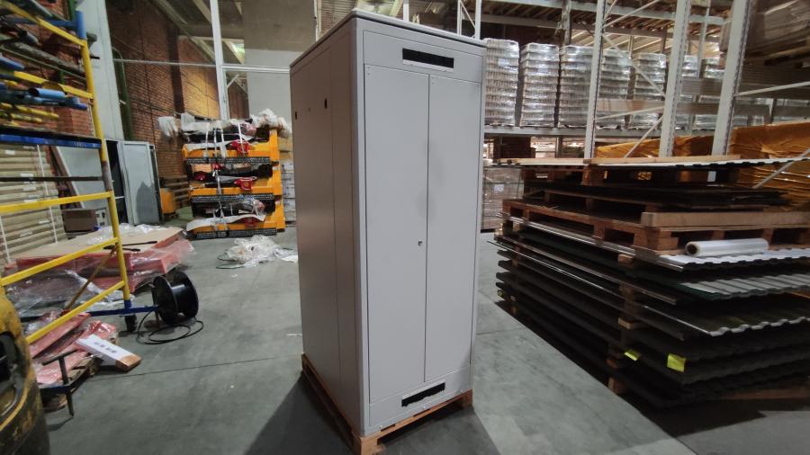 192-004-001 Шкаф телекоммуникационный ESTAP Universal Line CKR42U81GF1R3 #9