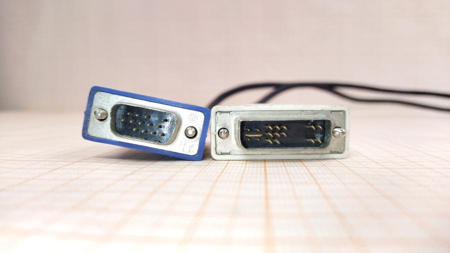 218-232-001 Кабель DVI для ЖК мониторов  DVI-A (M) - VGA (M) 1.8m fb #3