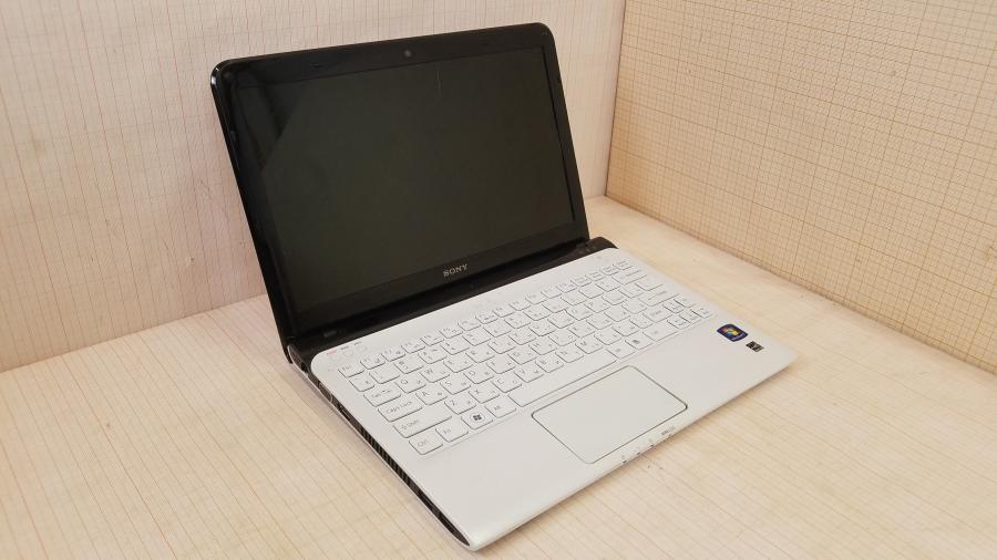 220-021-001 Ноутбук SONY VAIO SVE111A11V #1