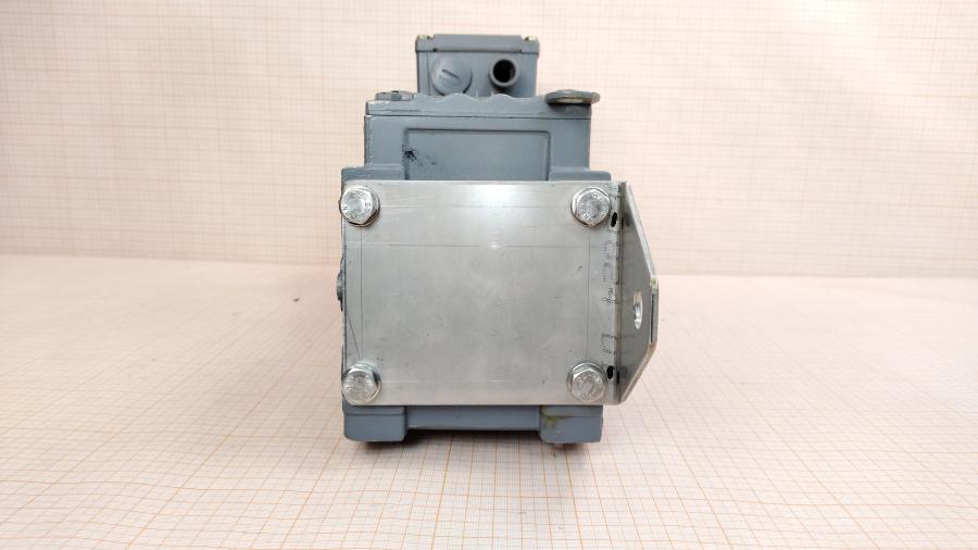 219-152-002 Мотор-редуктор SEW Eurodrive WA30 DT80K-4 #8