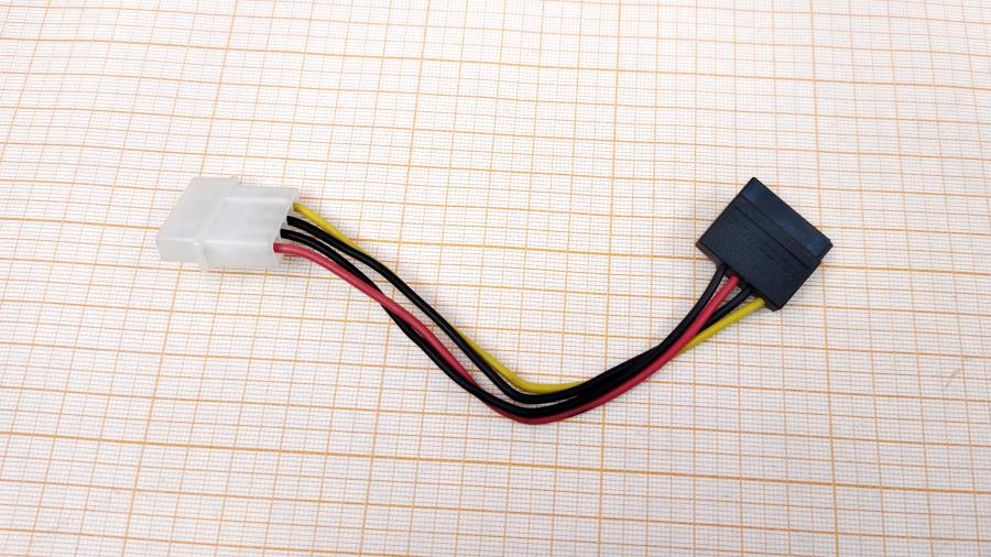219-154-001 Переходник питания  Molex 4Pin - SATA 15Pin #1