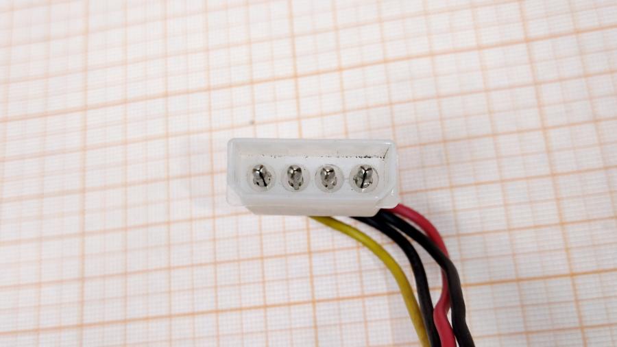 219-154-001 Переходник питания  Molex 4Pin - SATA 15Pin #2
