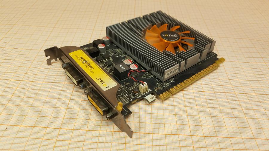 218-255-001 GeForce 600-Series ZOTAC GeForce GT 640 #1