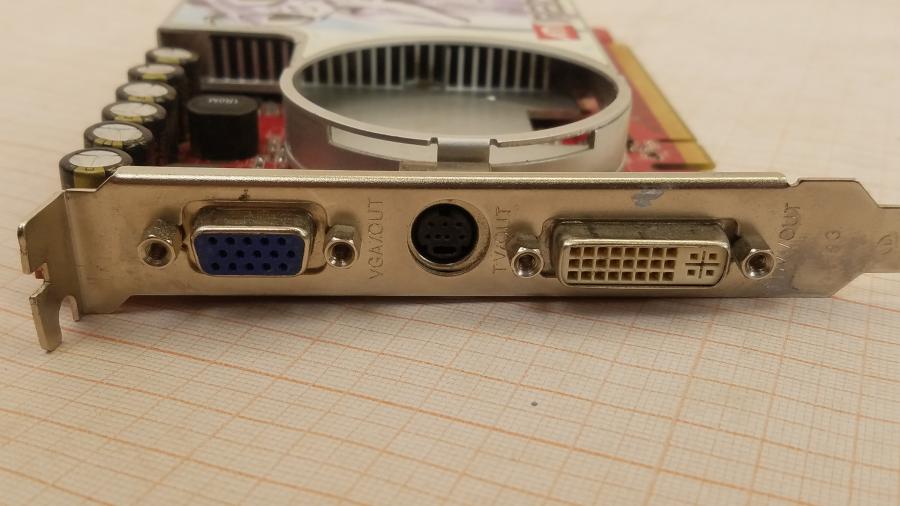 219-195-001 VGA PCI-E SAPPHIRE Radeon X1300 XT #3