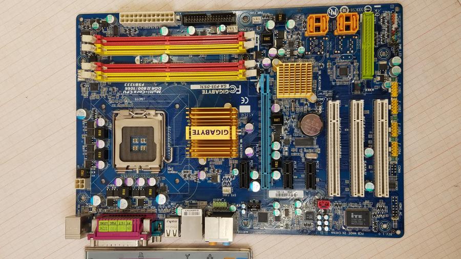 219-204-002 MB LGA 775 GIGABYTE GA-P35-DS3L #2