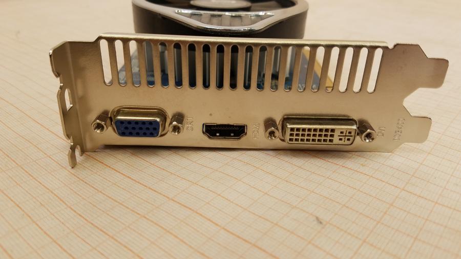 219-233-001 Radeon™ HD Series SAPPHIRE Radeon HD4730 #4