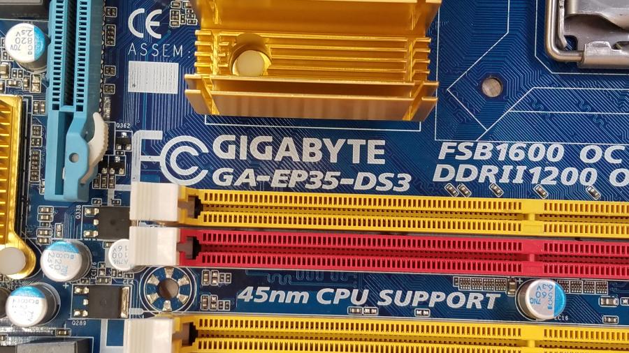 219-236-001 MB LGA 775 GIGABYTE GA-EP35-DS3 #3