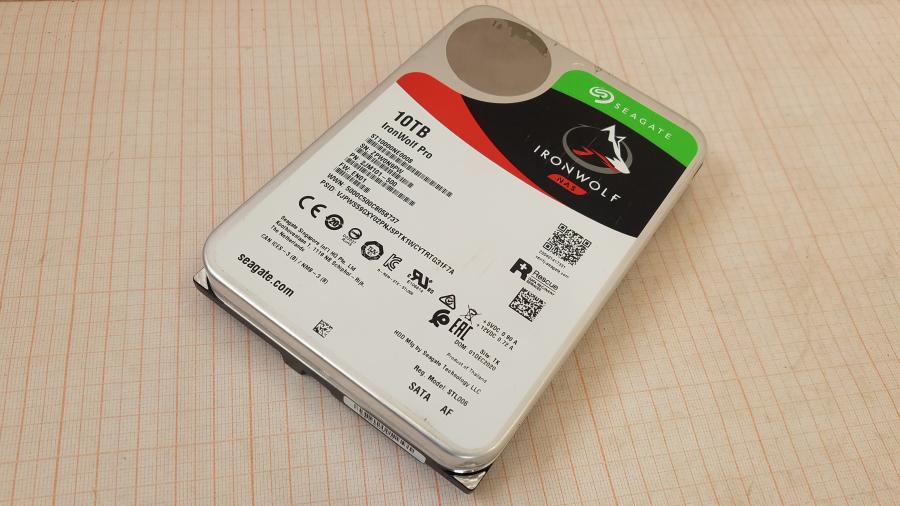 222-014-001 HDD 3.5" SATA SEAGATE IronWolf Pro ST10000NE0008 #1