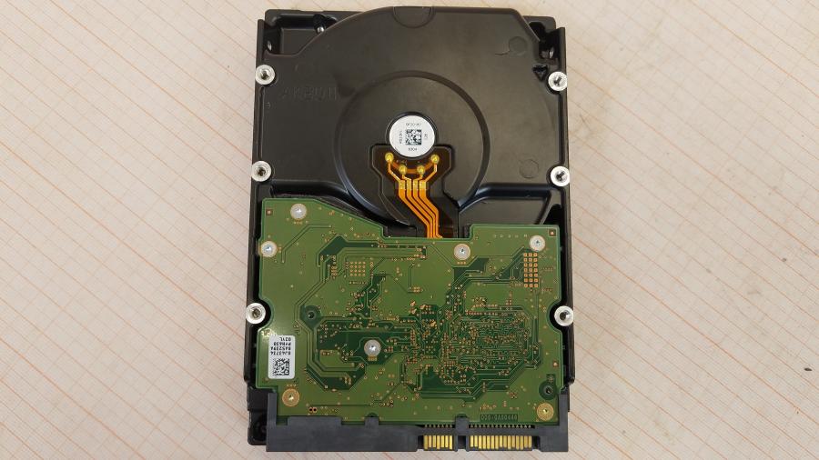 222-016-001 HDD 3.5" SATA HGST HUS726060ALE614 #3