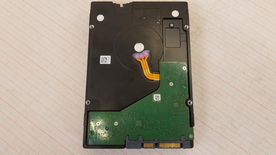 222-020-001 HDD 3.5" SATA SEAGATE SkyHawk Surveillance ST8000VX0022 #3
