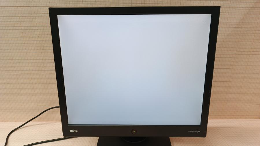 223-036-001 Монитор ЖК BENQ E900A #10