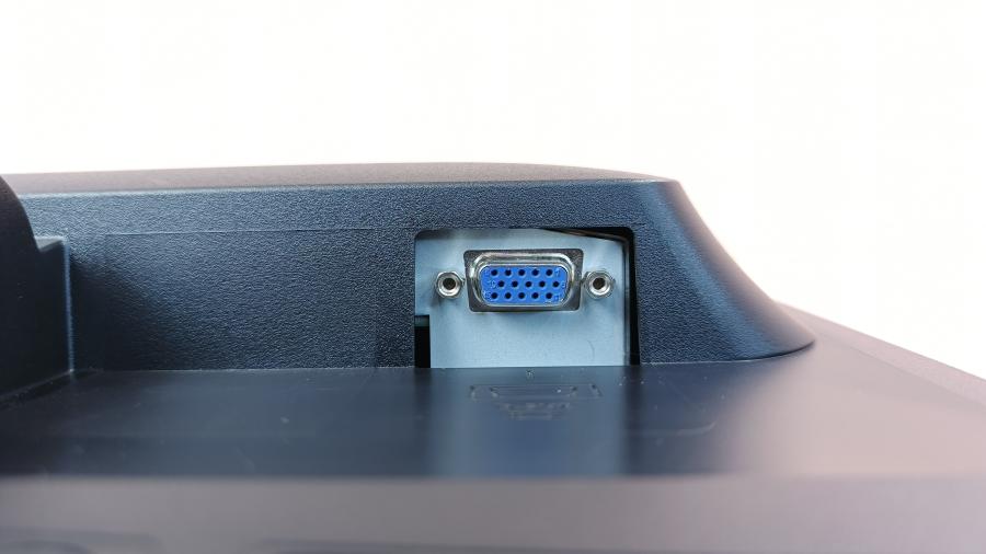 223-036-003 Монитор ЖК BENQ E900A #7