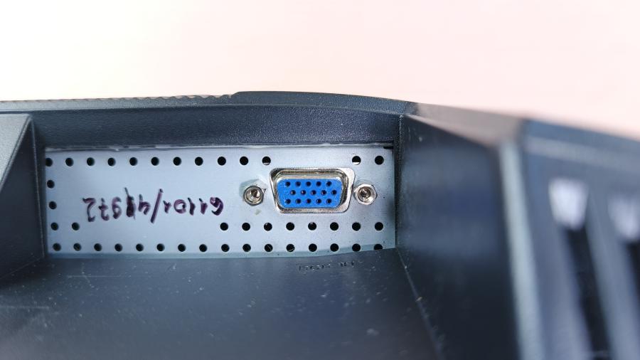 223-040-002 Монитор ЖК SAMSUNG SyncMaster 710n #6