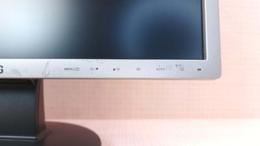 223-041-001 Монитор ЖК SAMSUNG SyncMaster 943N #3