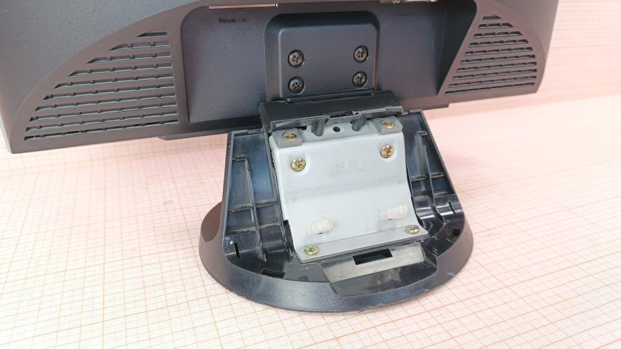 223-042-001 Монитор ЖК SAMSUNG SyncMaster 152v #6