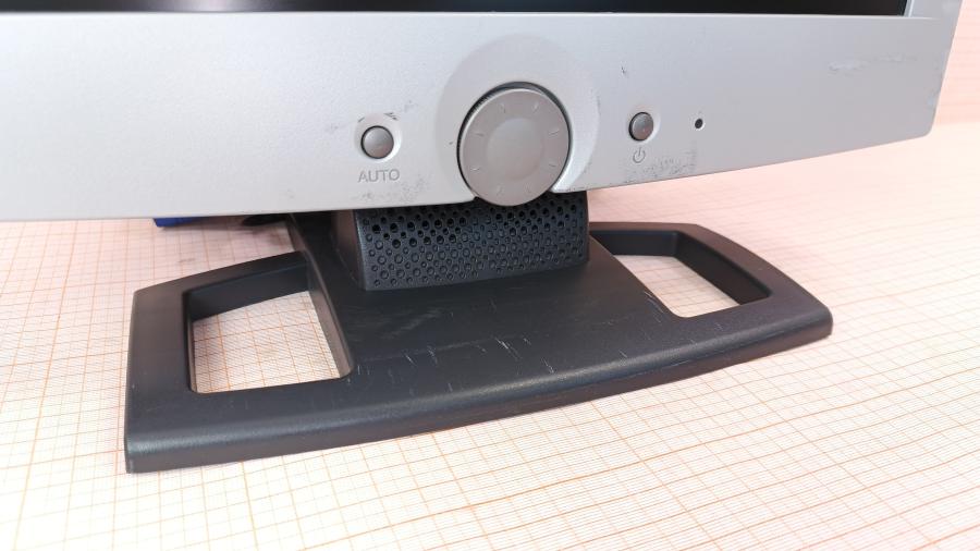 223-043-001 Монитор ЖК AOC LM520A #2