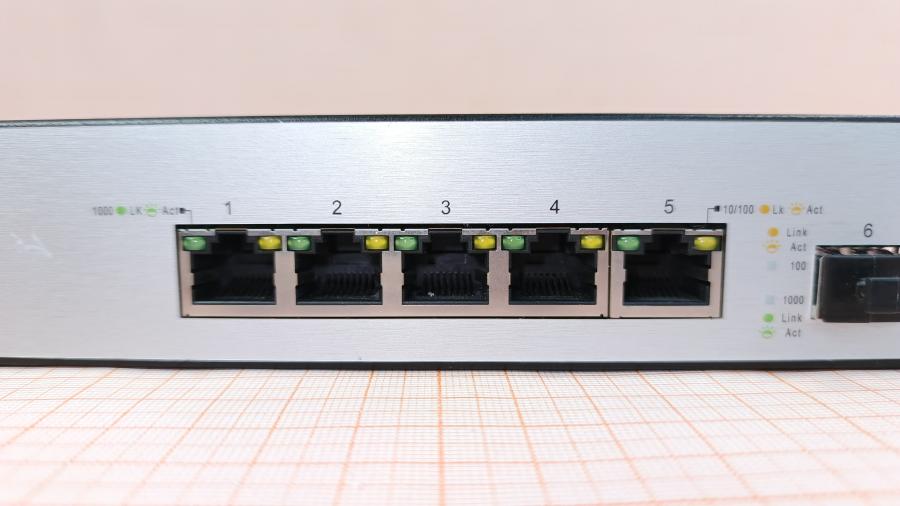 223-051-001 Коммутатор управляемый D-LINK DGS-1100-06/ME #3