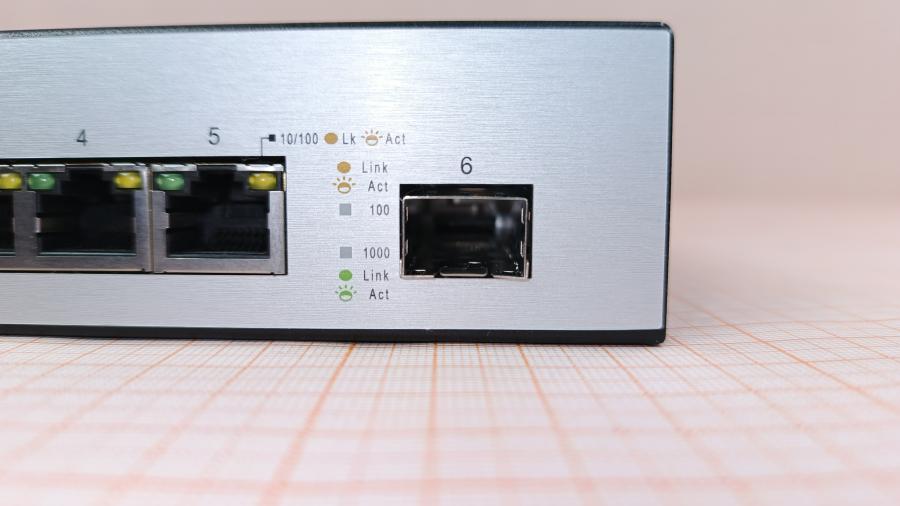 223-051-001 Коммутатор управляемый D-LINK DGS-1100-06/ME #4