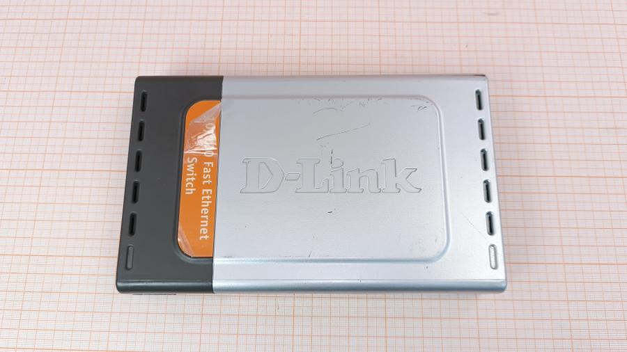 223-061-001 Коммутатор неуправляемый D-LINK DES-1008D/H7 #3