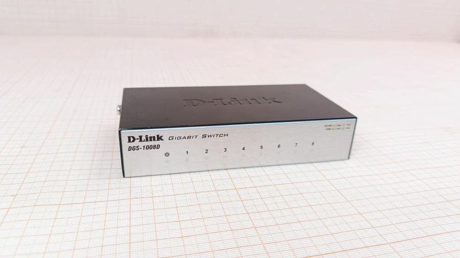 223-065-001 Коммутатор неуправляемый D-LINK DGS-1008D/J2 #1