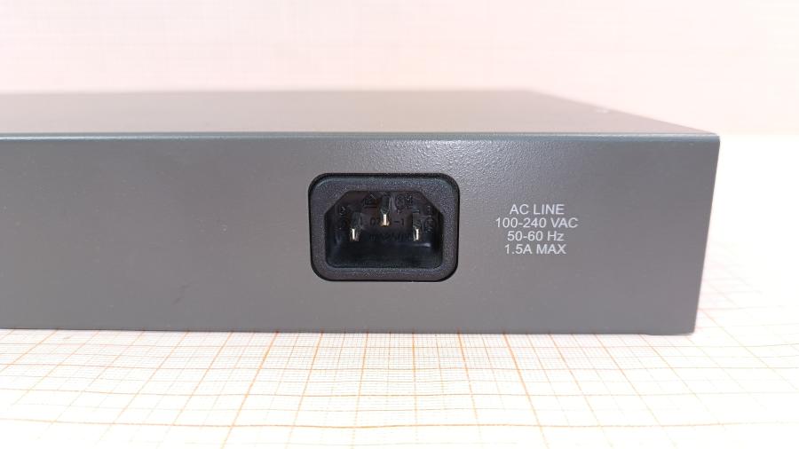 223-068-001 Коммутатор неуправляемый D-LINK DES-1226R + DES-132T #11