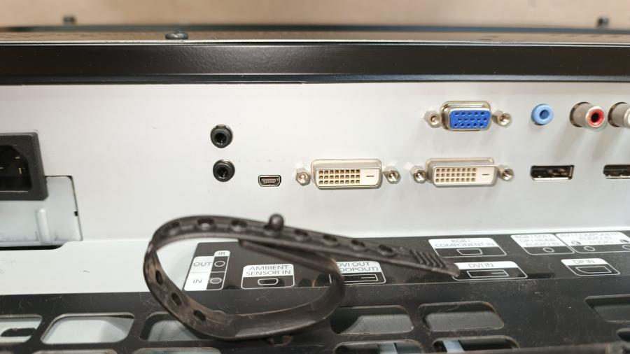 225-001-002 ЖК панель SAMSUNG 460UT-2 #10