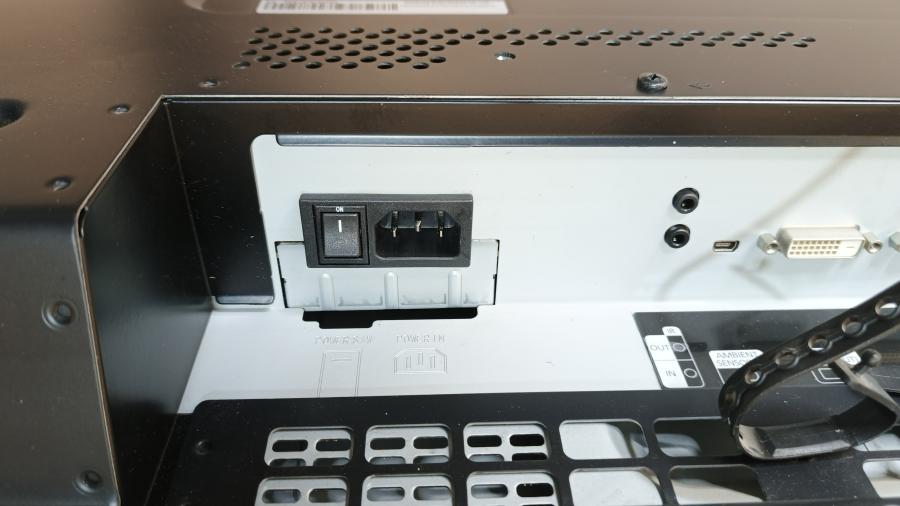 225-001-003 ЖК панель SAMSUNG 460UT-2 #8