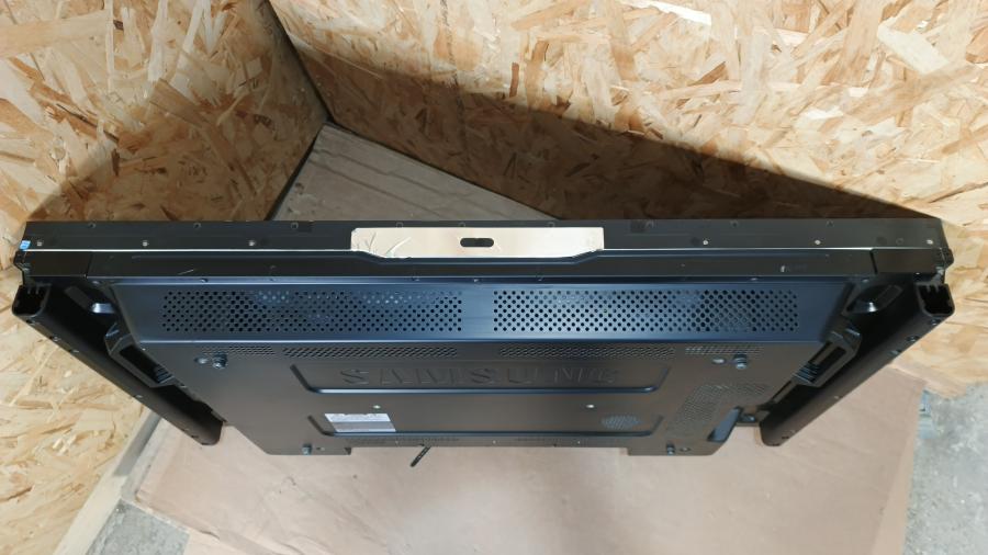 225-001-004 ЖК панель SAMSUNG 460UT-2 #4