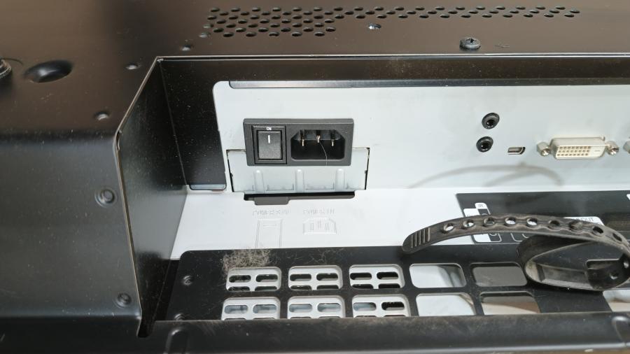 225-001-005 ЖК панель SAMSUNG 460UT-2 #9